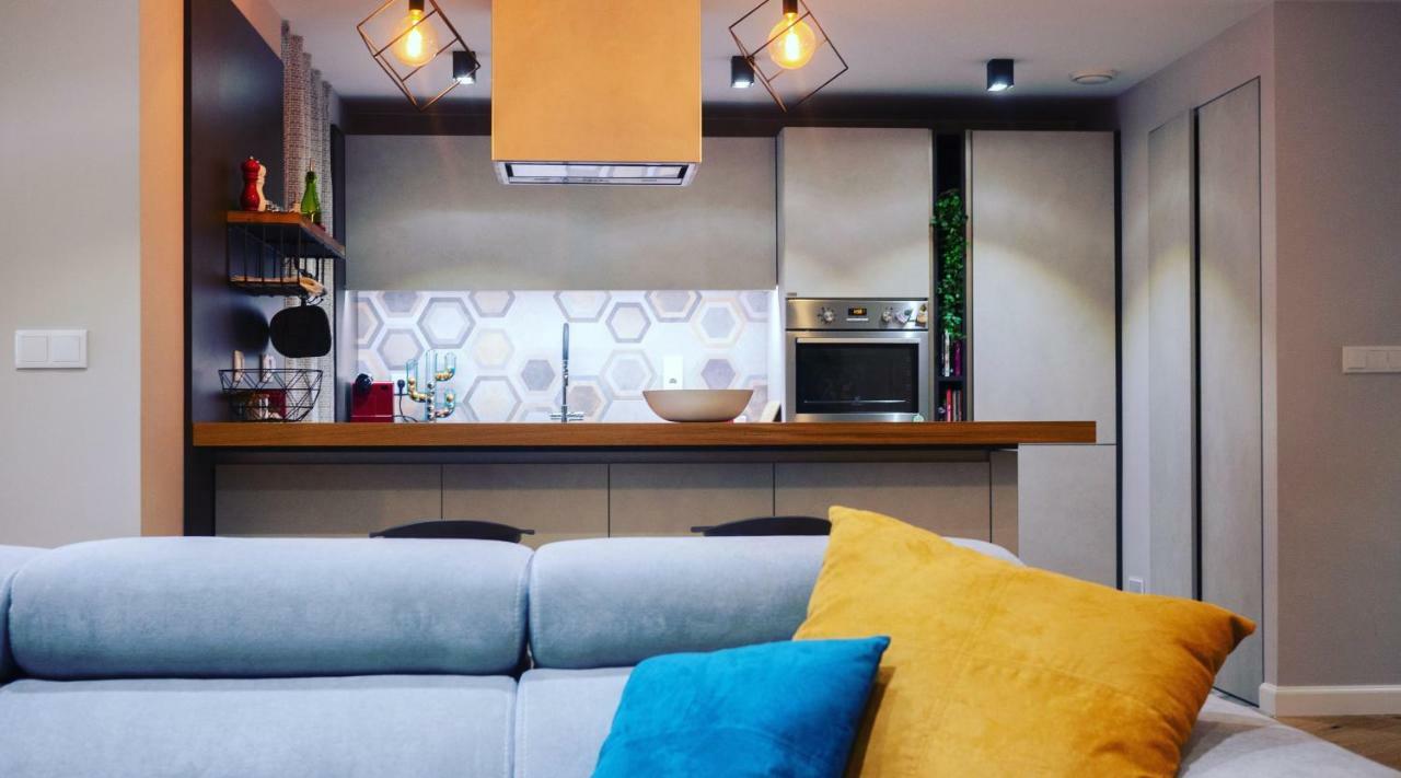 Hexagonal Design Apartment Валенсия Экстерьер фото